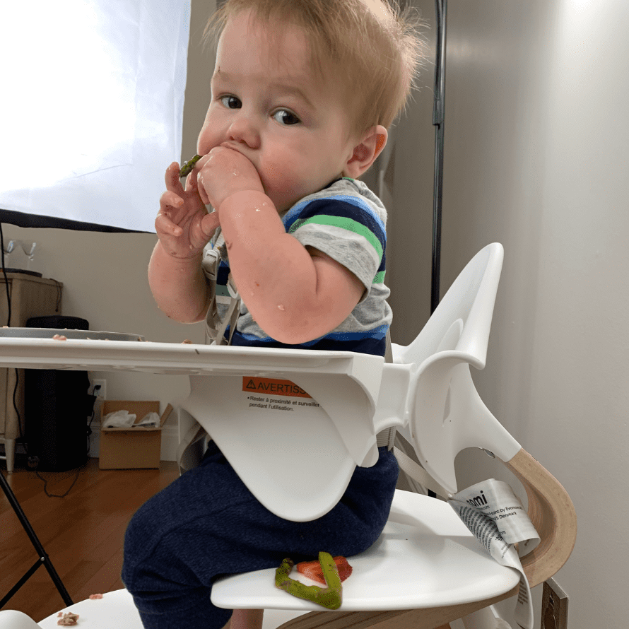 High chair that online leans back