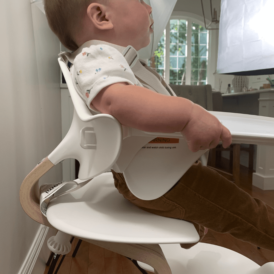 proper sitting position for blw high chair