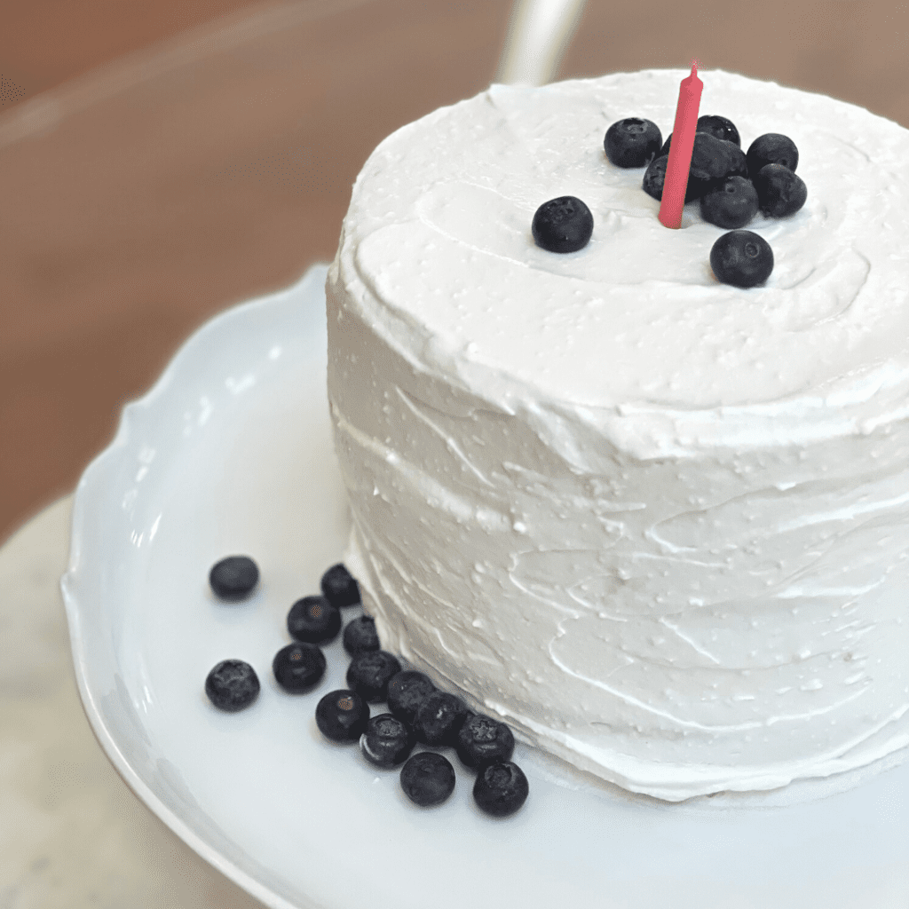 Healthy Baby Smash Cake Recipe {No added sugar}