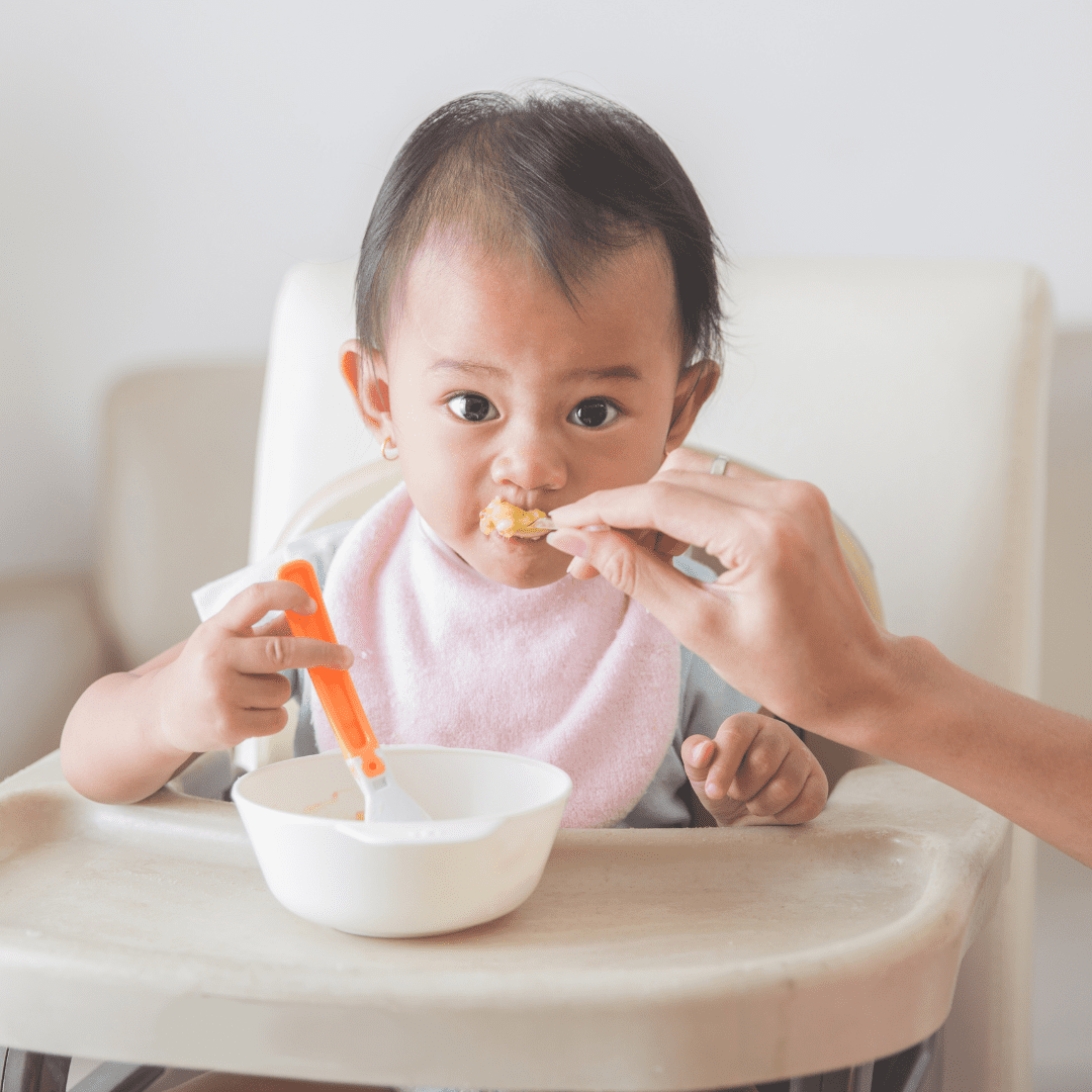 How long should it take for baby to eat a full solid food meal? - My ...