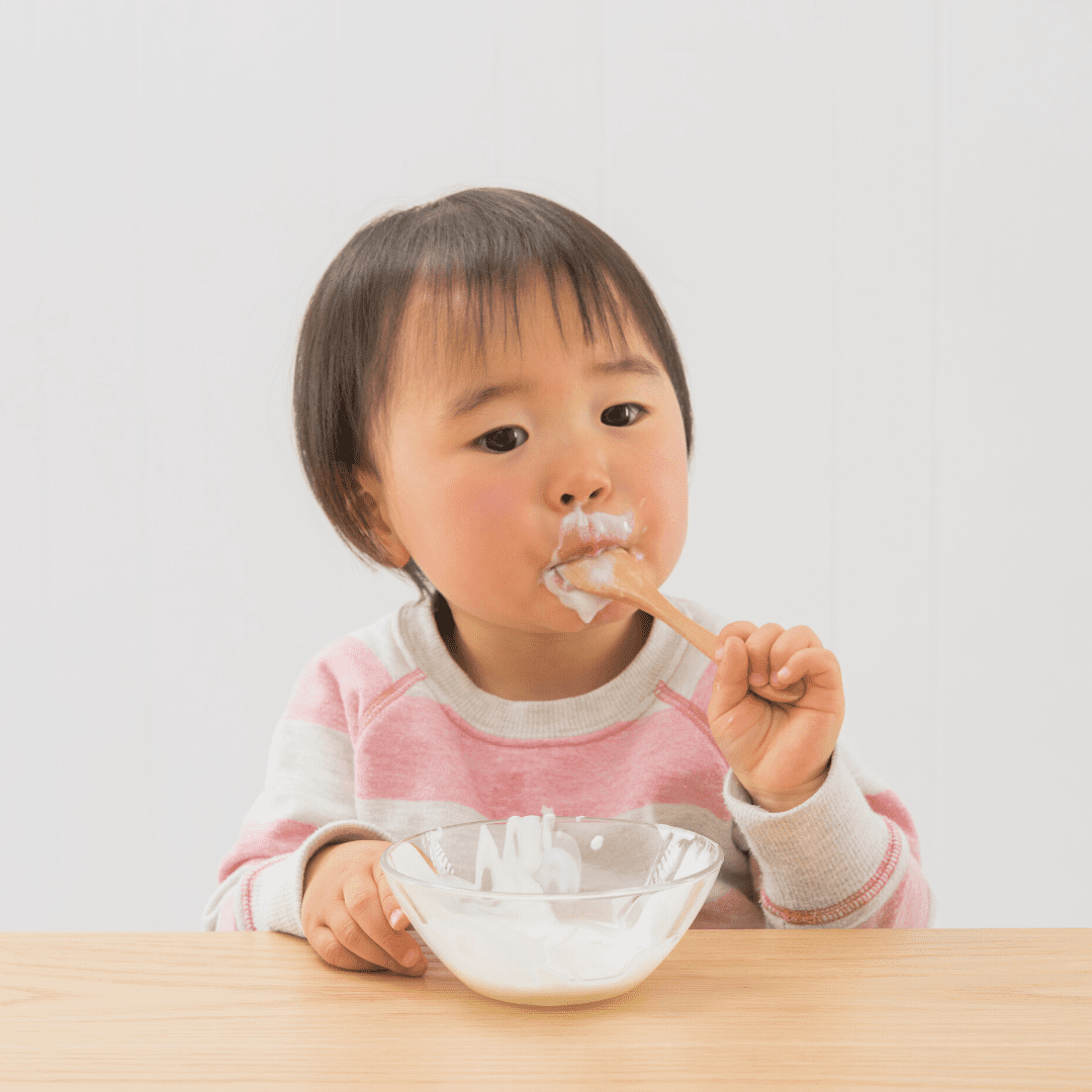 Healthy dip options for toddlers (plus an easy dip recipe to try) My