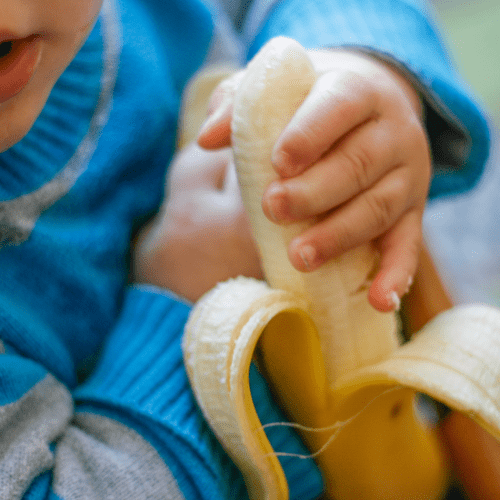 Food sizes and shapes for babies: why bigger is better (and safer) for