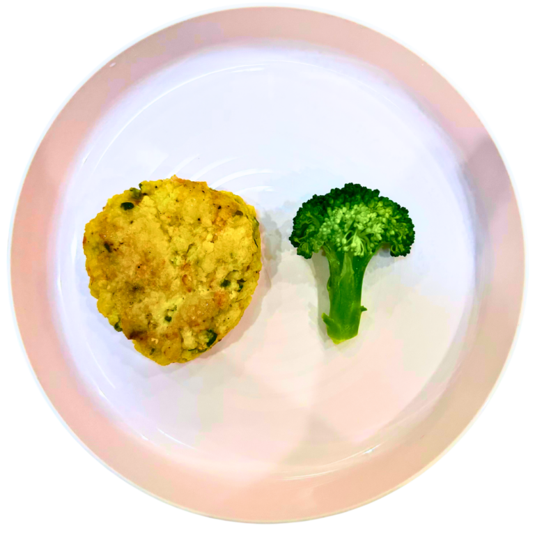 Shrimp cakes made with panko, beaten egg, green onions, mayonnaise, and various spices.